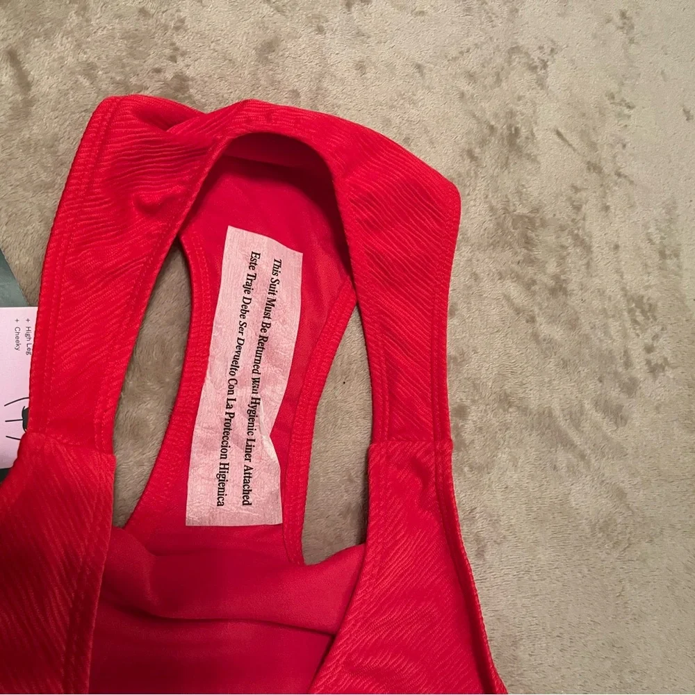 NWT Wild Fable Women’s Textured High Leg CheekyBikini bottom Size M8-10colorRed